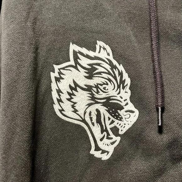 DARC SPORT "Wolves Forever" Zipper Gray Heavyweight Zipper Hoodie - Picture 7 of 7